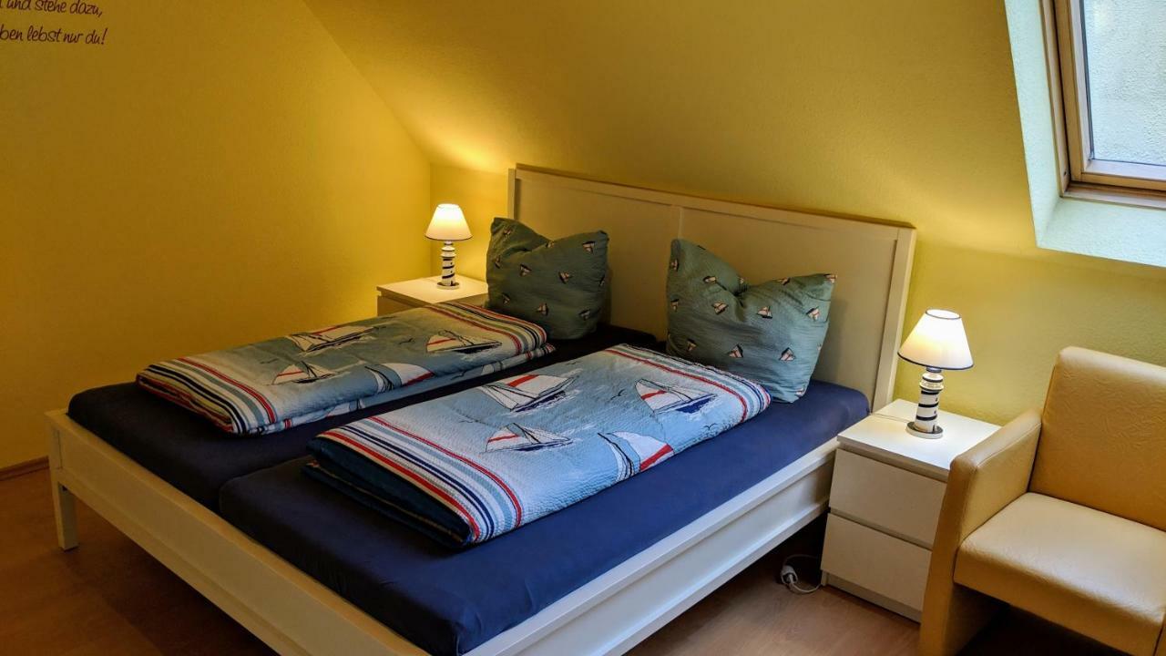 Hotel Drostenhof Garni Эзенс Экстерьер фото